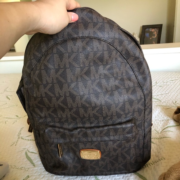 Large Michael kors backpack - Picture 2 of 4